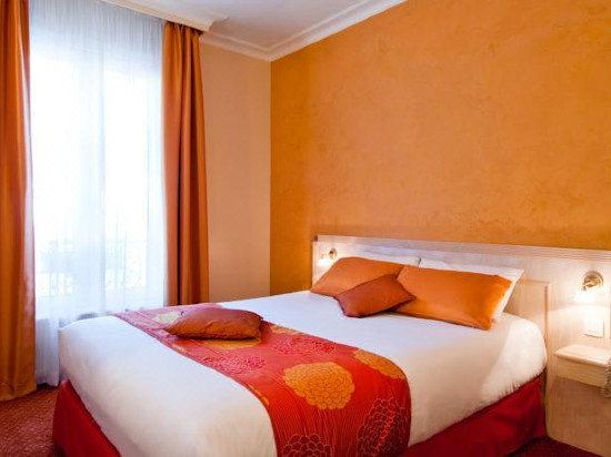 Photo of Bedroom in Quartier de la Plaine-de-Monceaux