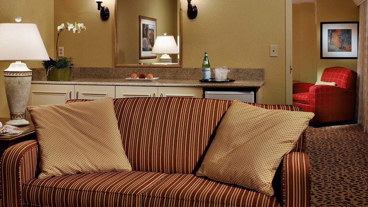 Photo of Livingroom in Downtown