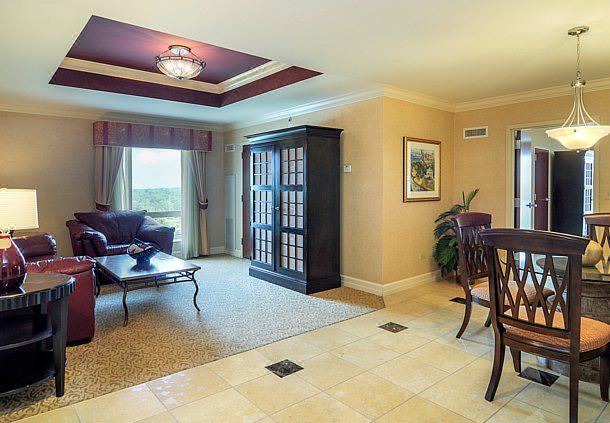 Photo of Livingroom in Burr Ridge