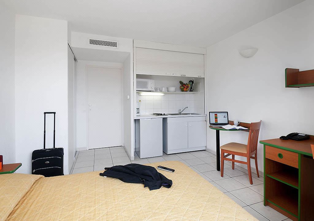 Photo of Bedroom in Les Baumettes