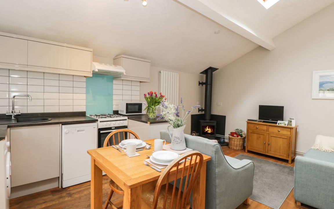 Photo of Others in Norton Sub Hamdon