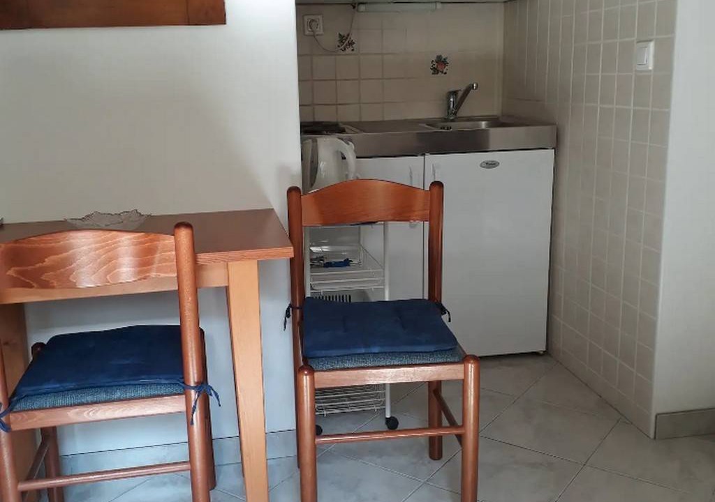 Photo of Kitchen in Pile