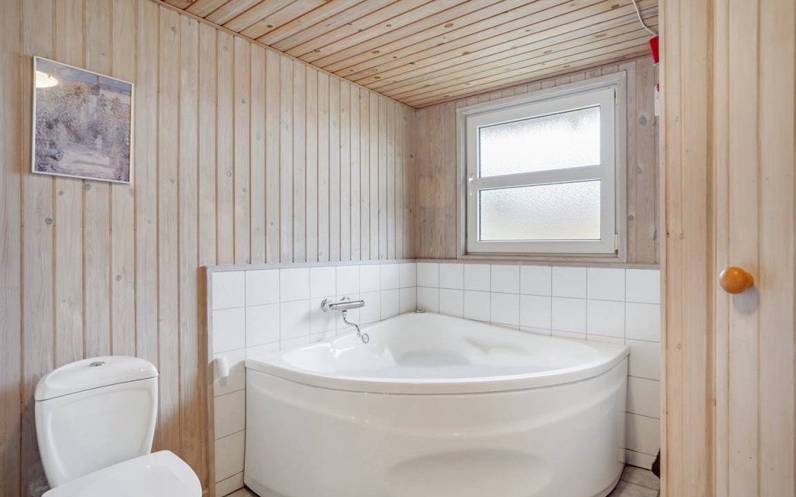 Photo of Bathroom in Haurvig