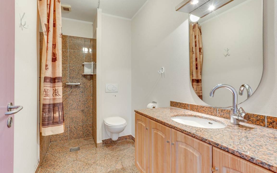 Photo of Bathroom in Ballum