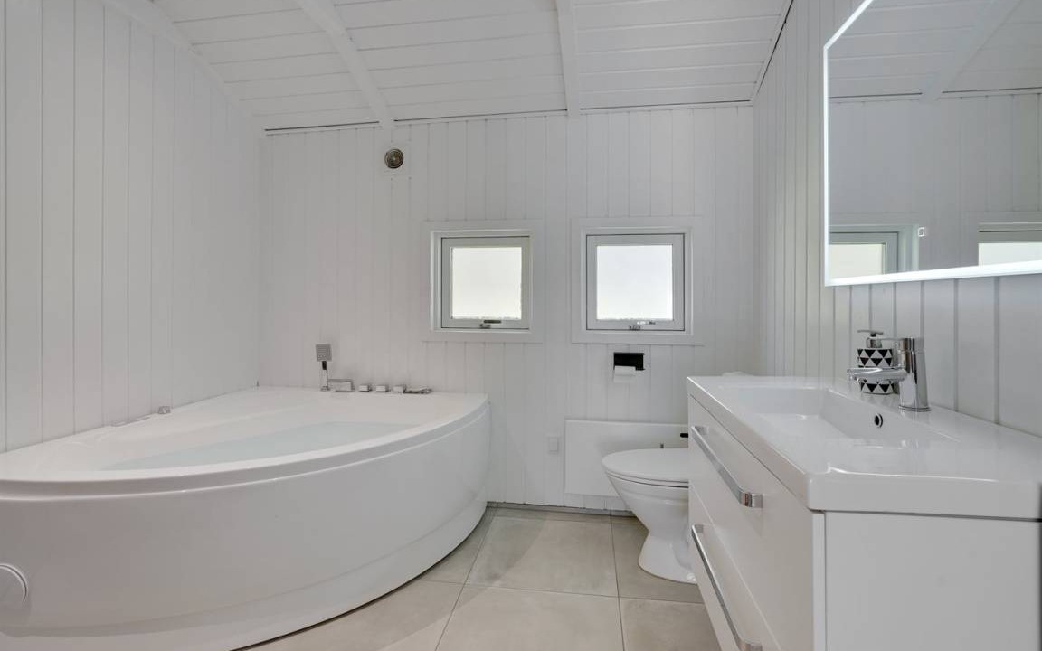 Photo of Bathroom in Toftum