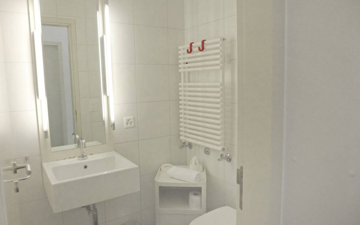 Photo of Bathroom in Samedan