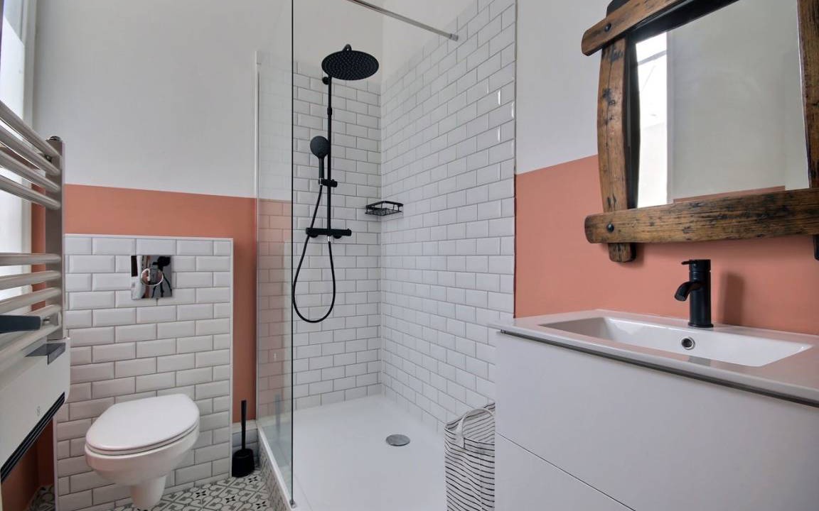 Photo of Bathroom in Porte-Saint-Martin