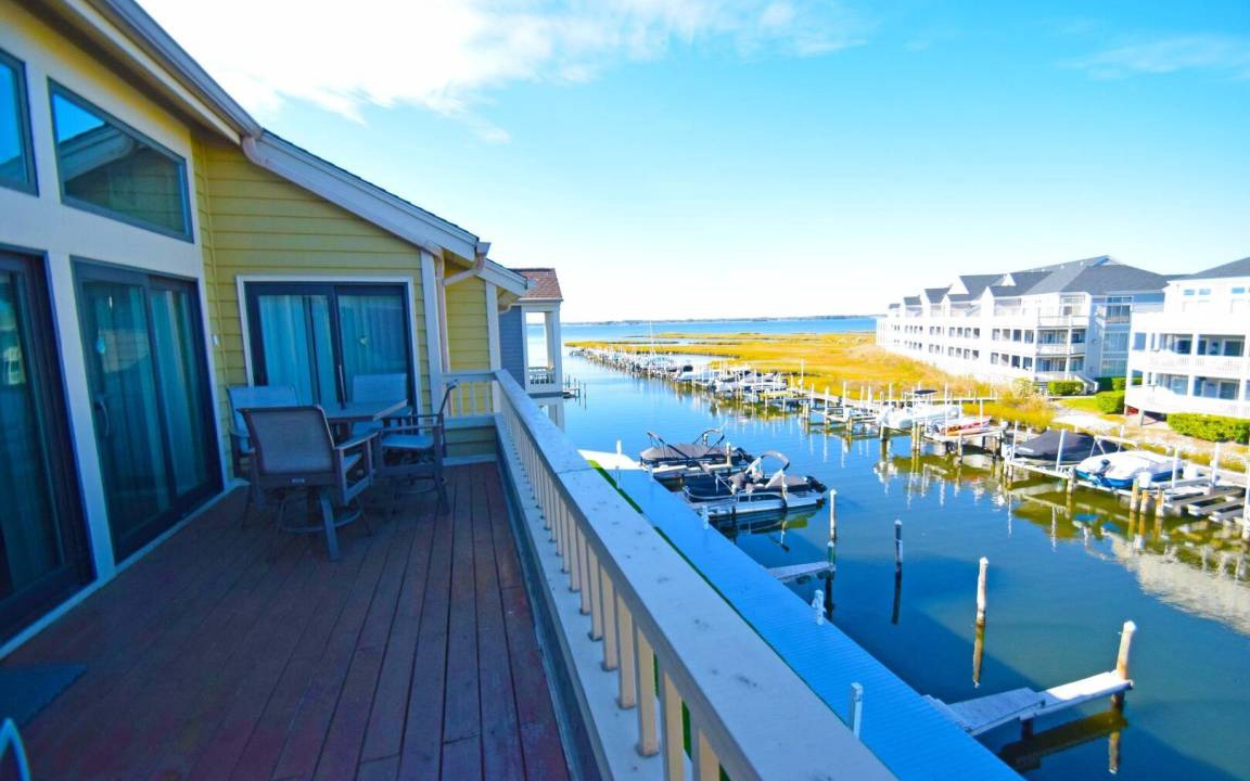Photo of Patio Balcony in Heron Harbour Isle
