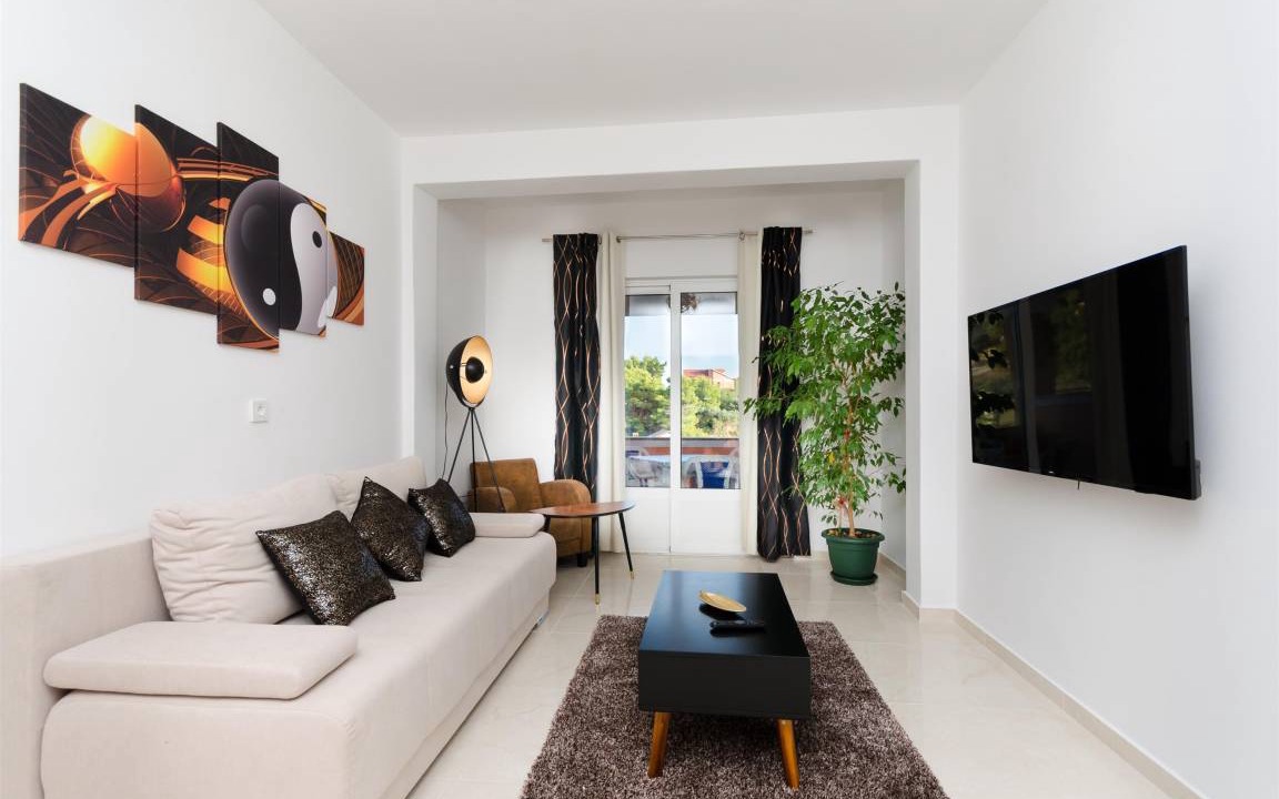Photo of Livingroom in Rab
