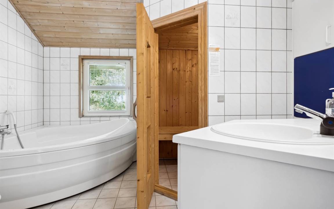 Photo of Bathroom in Fjerritslev