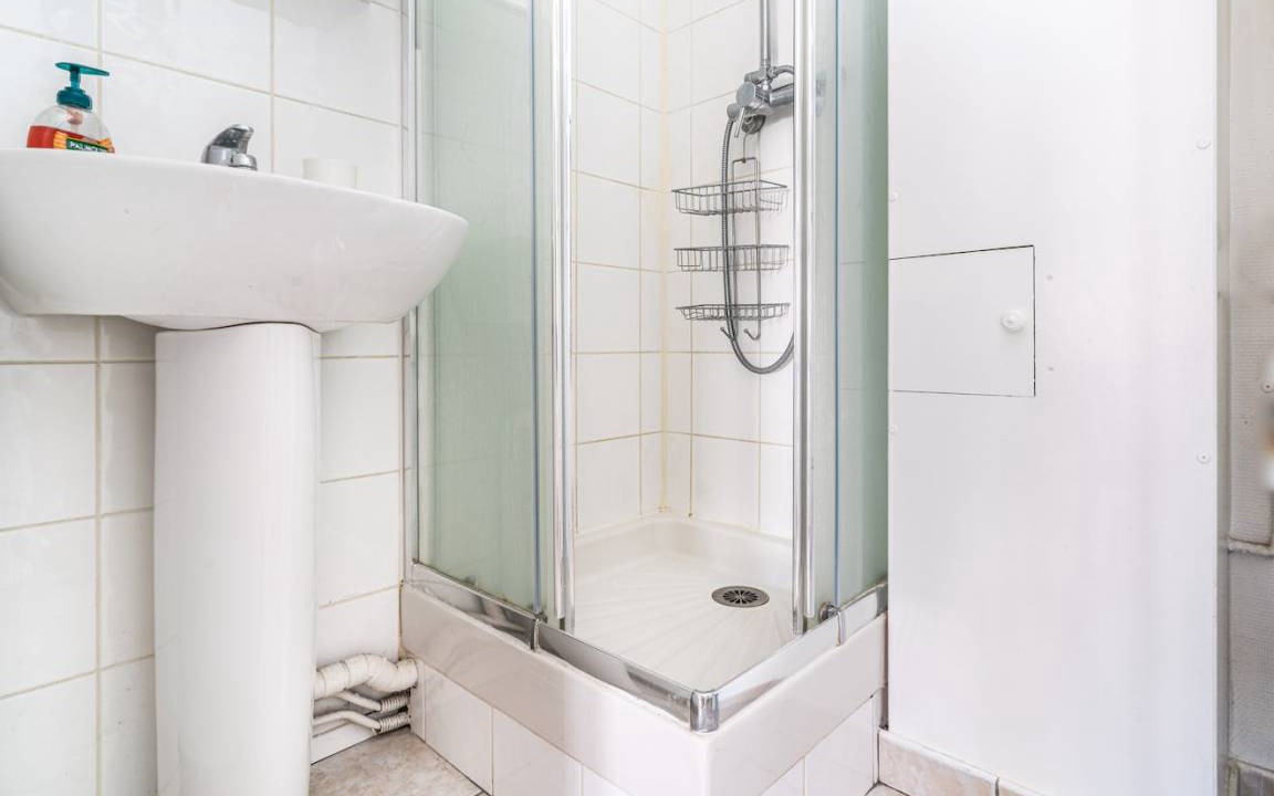 Photo of Bathroom in Levallois-Perret