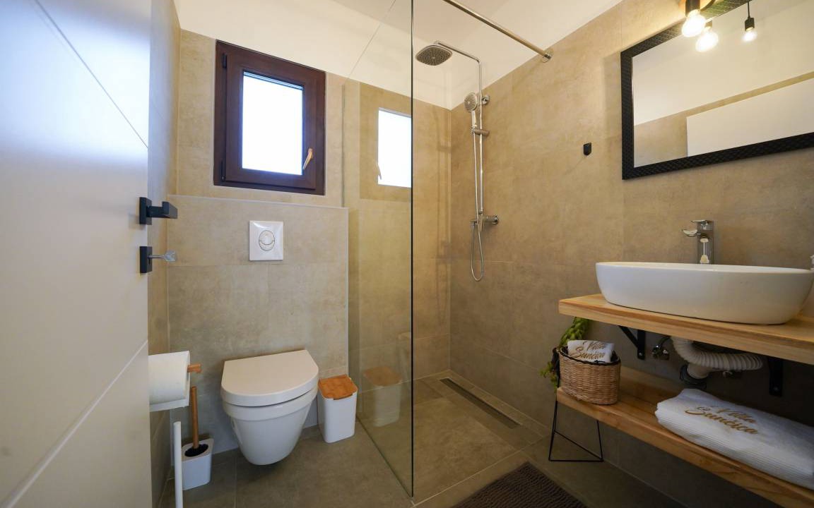 Photo of Bathroom in Sukosan