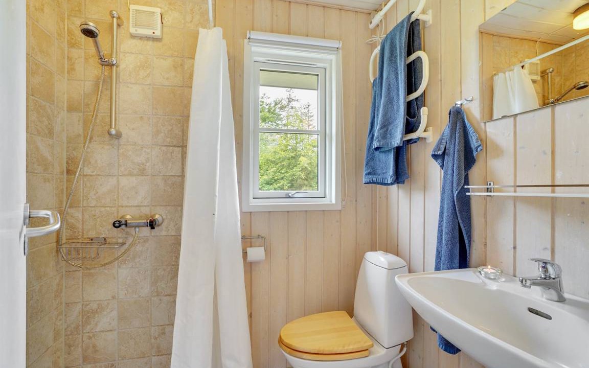 Photo of Bathroom in Lihme
