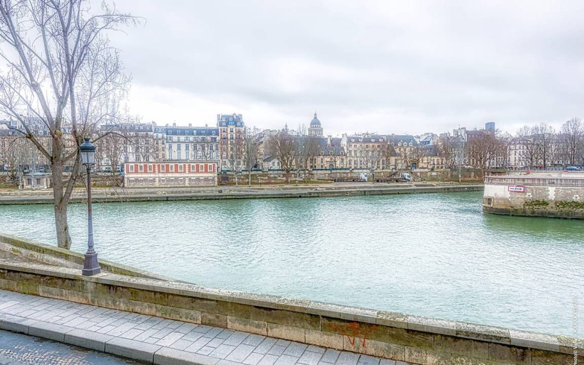 Photo of Others in Notre Dame