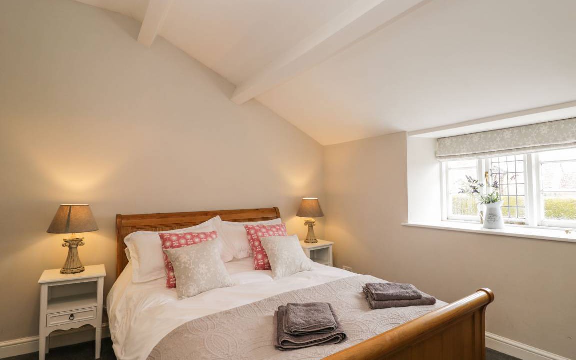 Photo of Others in Norton Sub Hamdon