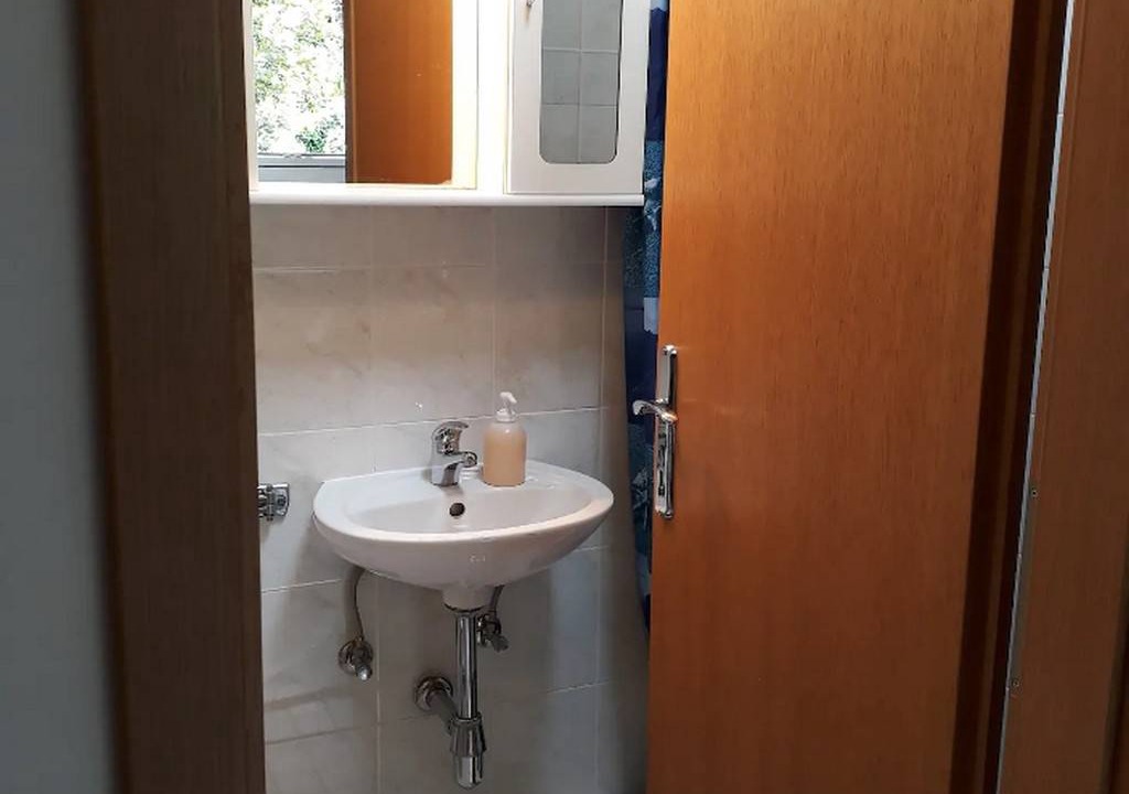 Photo of Bathroom in Pile