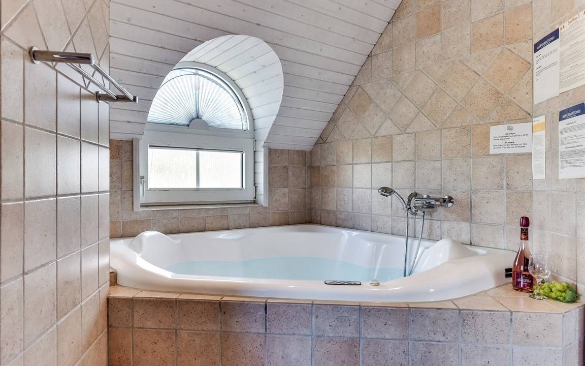Photo of Bathroom in Haurvig