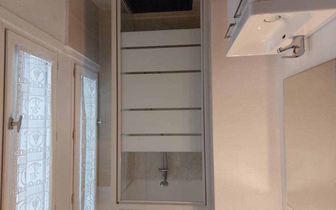 Photo of Bathroom in La Richardais