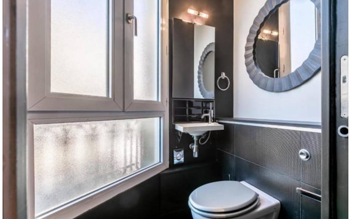 Photo of Bathroom in Necker