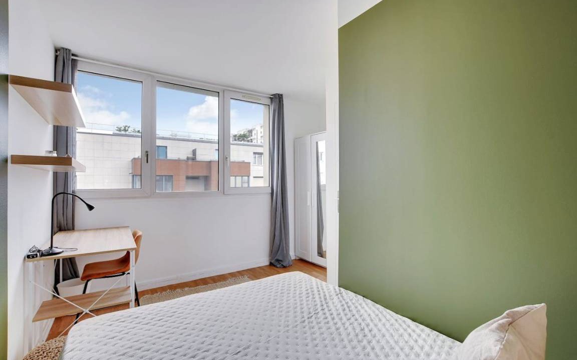 Photo of Bedroom in Le Kremlin-Bicetre