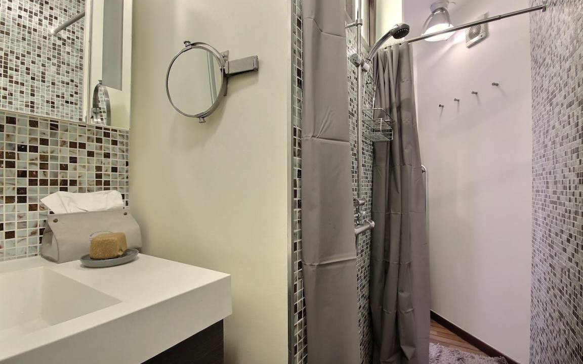 Photo of Bathroom in Montmartre