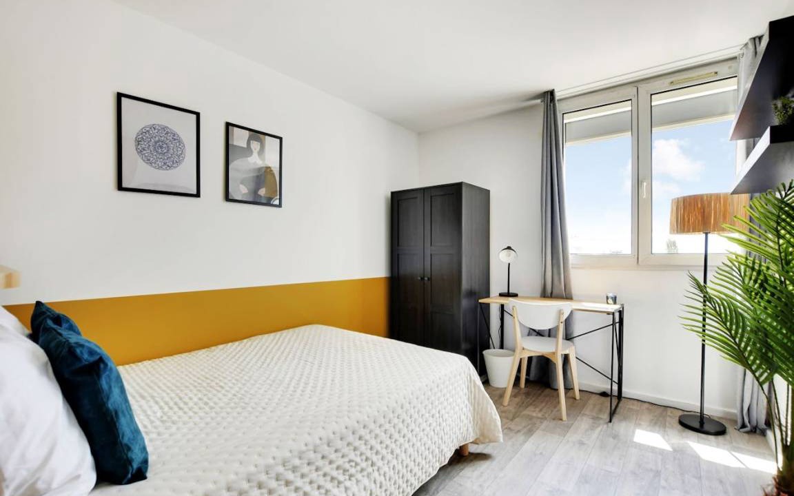 Photo of Bedroom in Le Kremlin-Bicetre