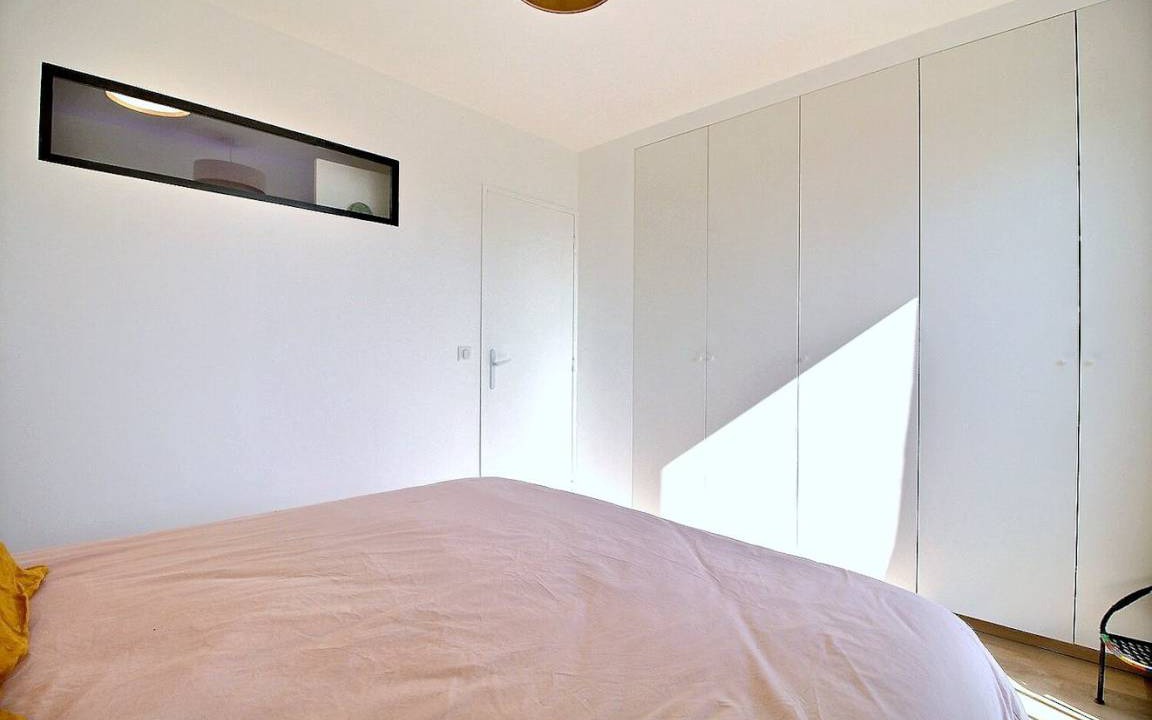 Photo of Bedroom in Saint-Fargeau