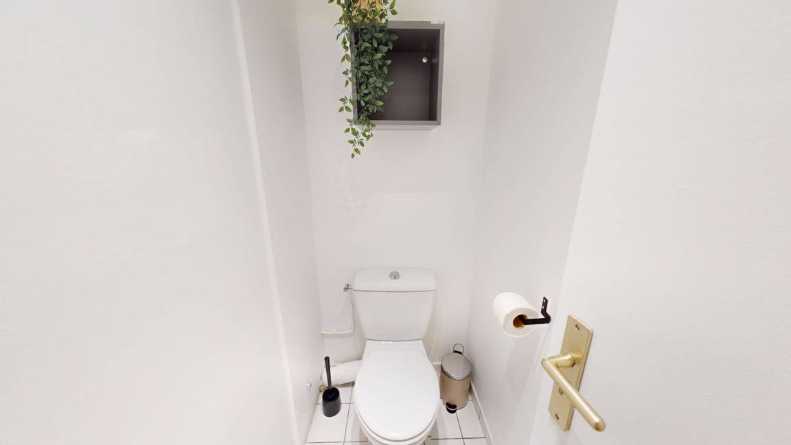 Photo of Bathroom in Saint-Lambert