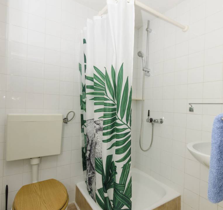 Photo of Bathroom in Brela