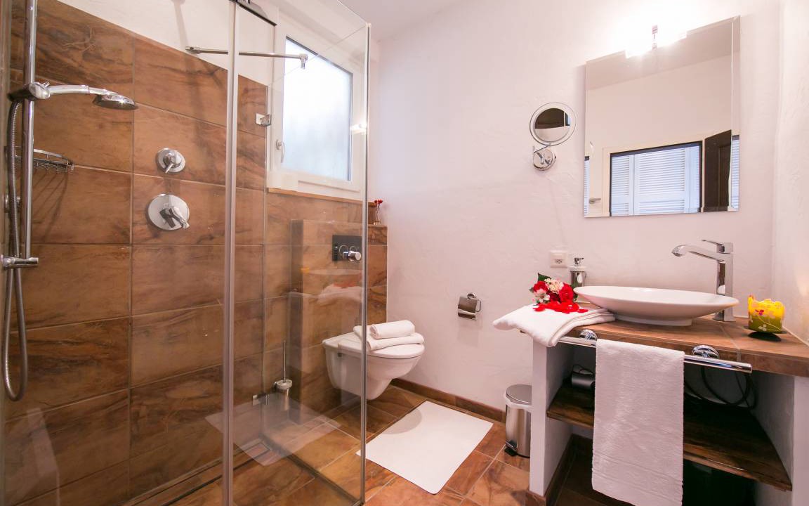 Photo of Bathroom in Morcote