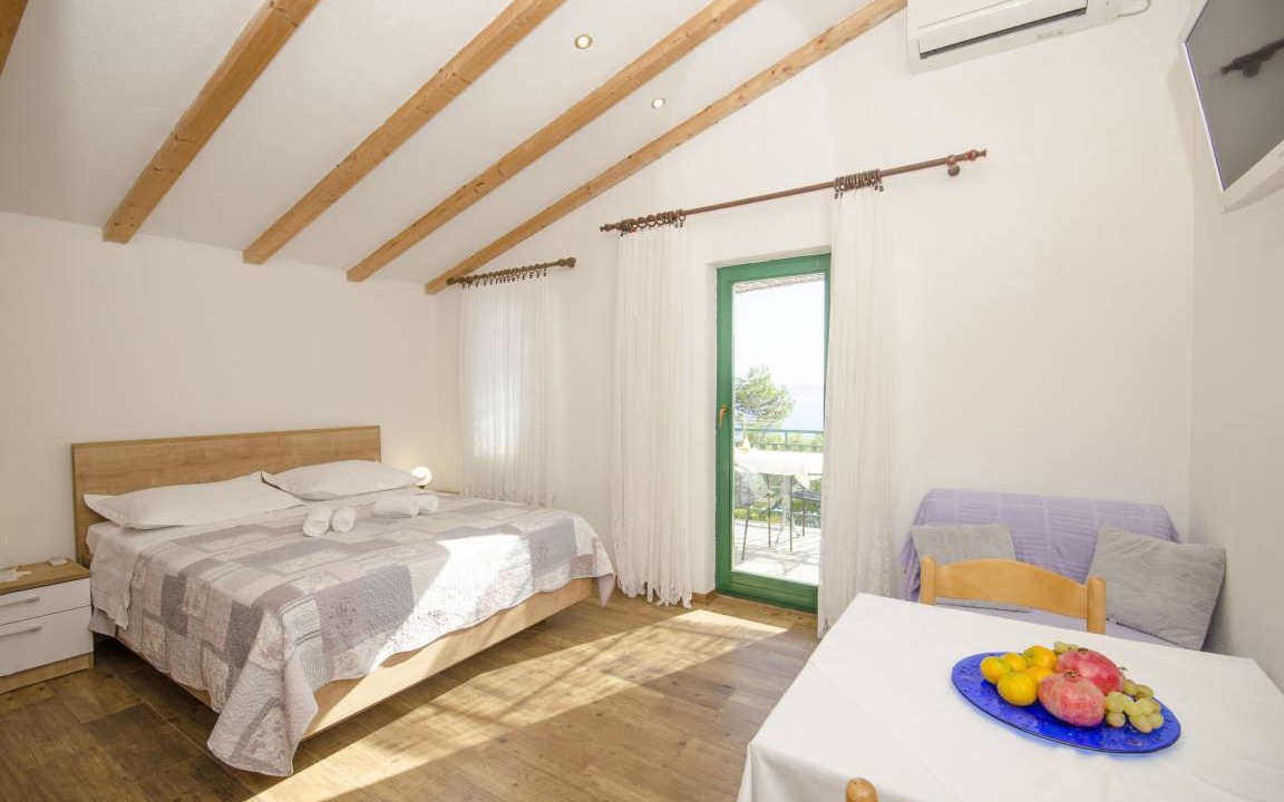 Photo of Bedroom in Brela