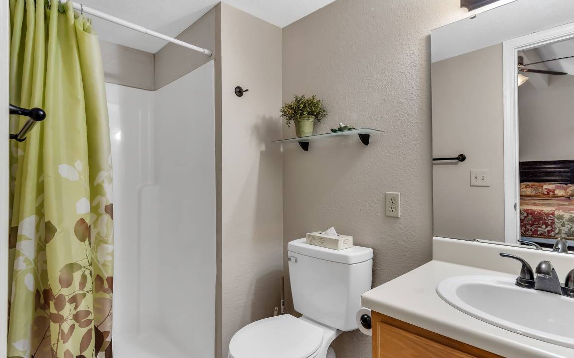 Photo of Bathroom in Table Rock