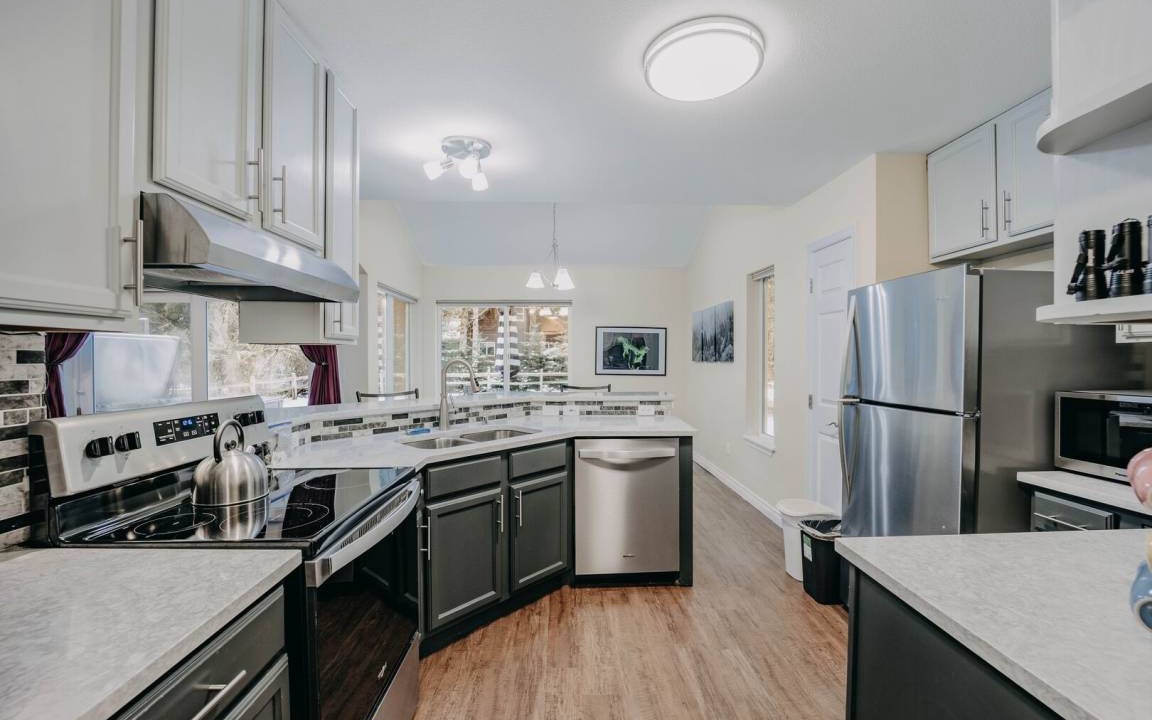 Photo of Kitchen in Glacier