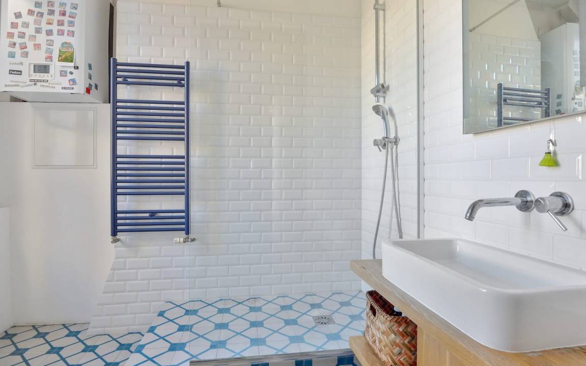 Photo of Bathroom in Quartier de la Salpetriere