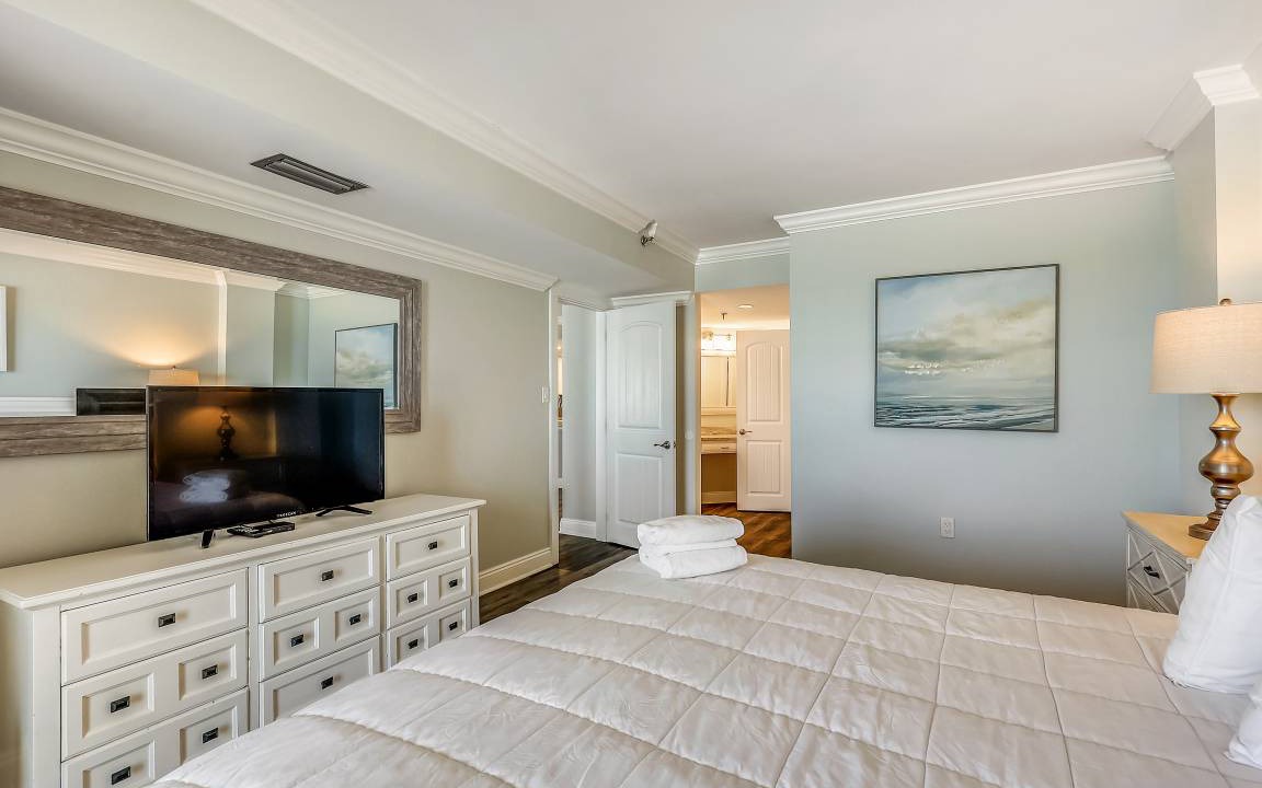 Photo of Bedroom in Holiday Isle
