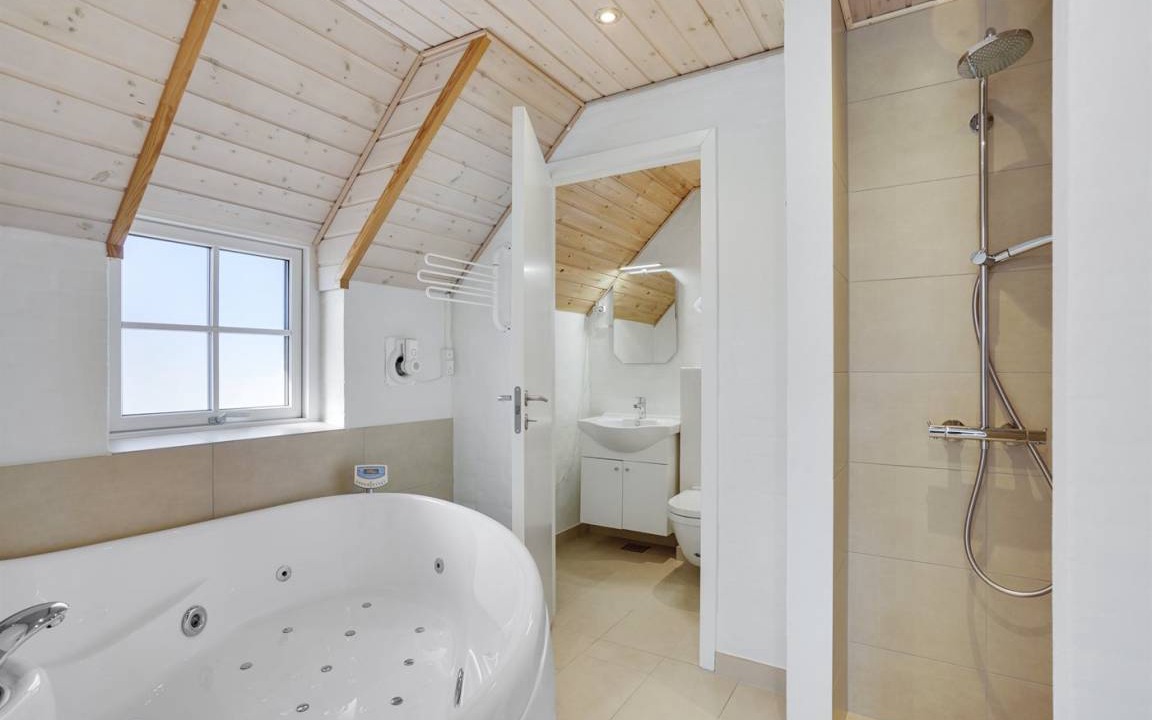 Photo of Bathroom in Nørre Lyngvig