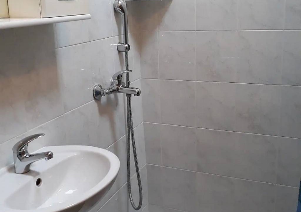 Photo of Bathroom in Pile