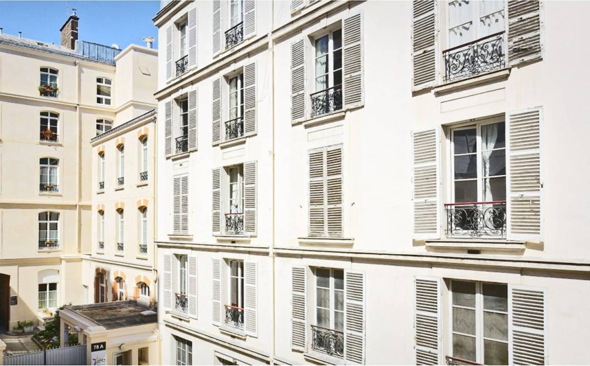 Photo of Others in Quartier de l'Ecole-Militaire