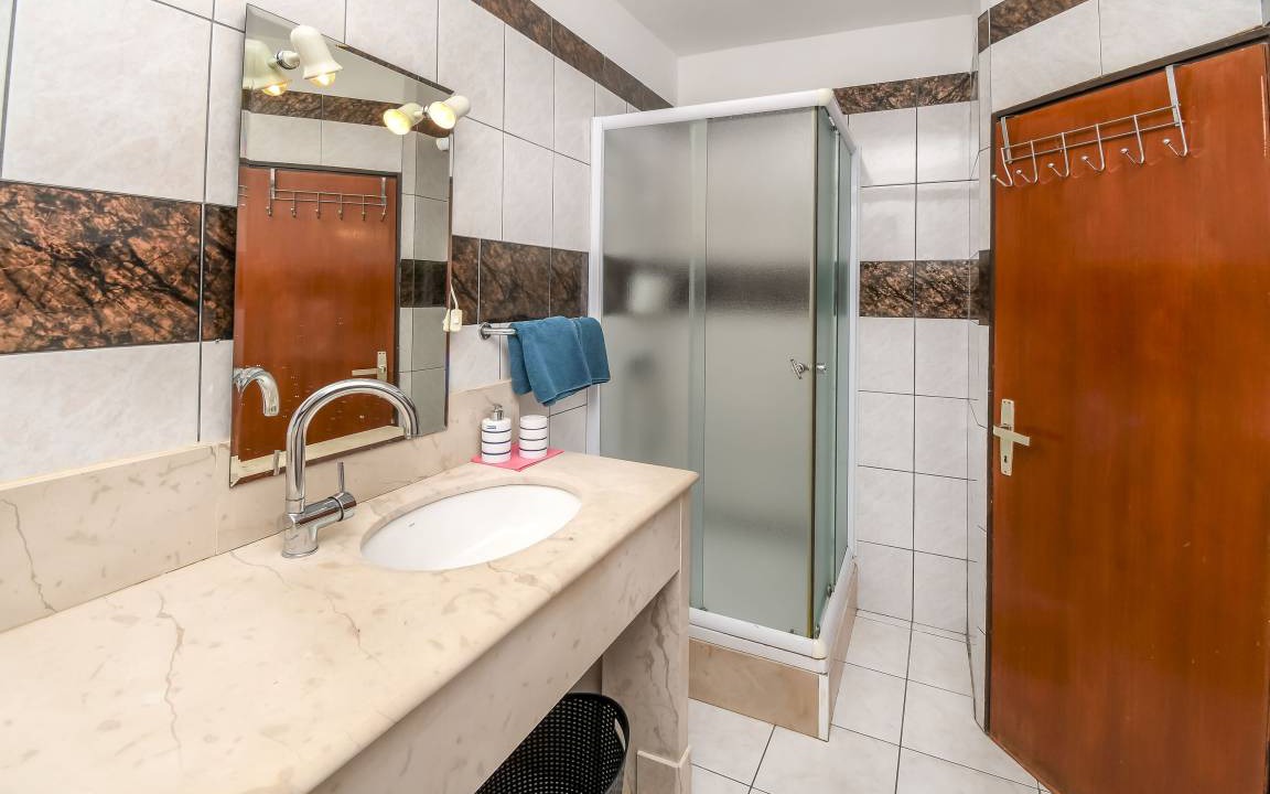 Photo of Bathroom in Bol