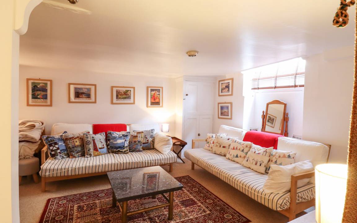 Photo of Others in Deal