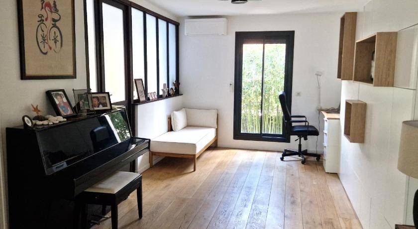 Photo of Livingroom in Villejuif