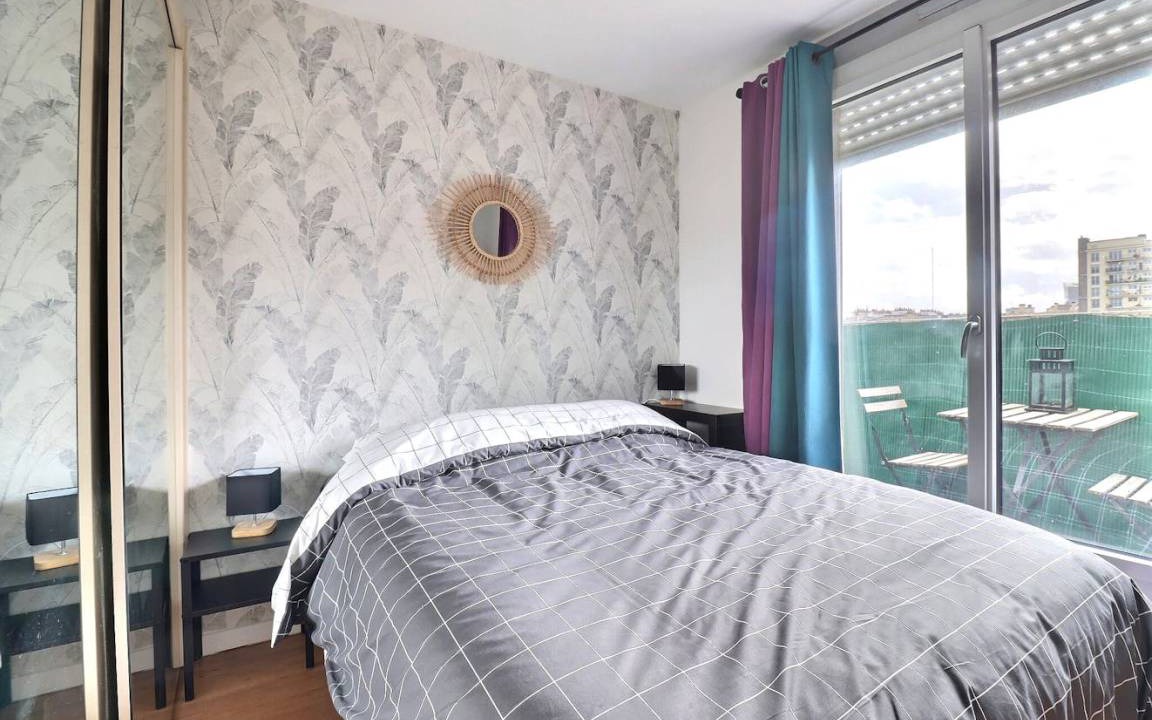Photo of Bedroom in 12th Arrondissement