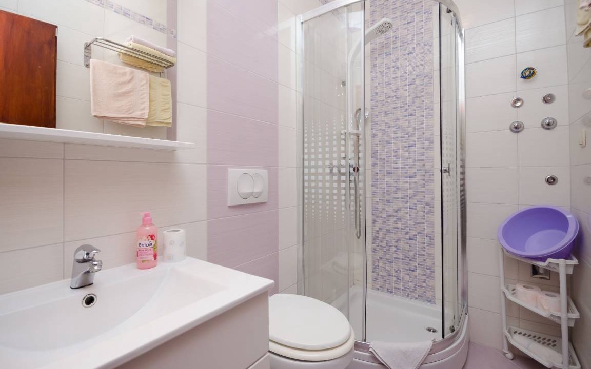 Photo of Bathroom in Lopar