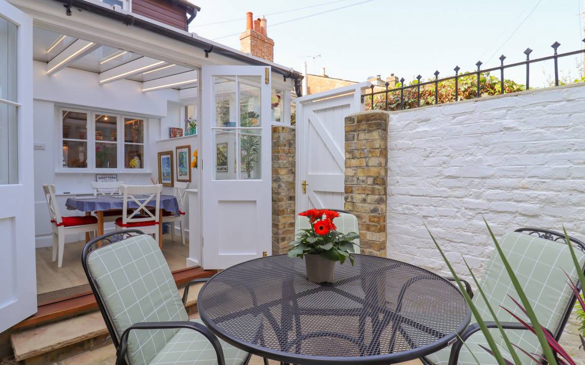 Photo of Others in Deal