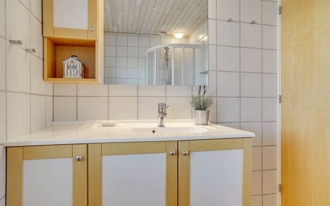 Photo of Bathroom in Logstor