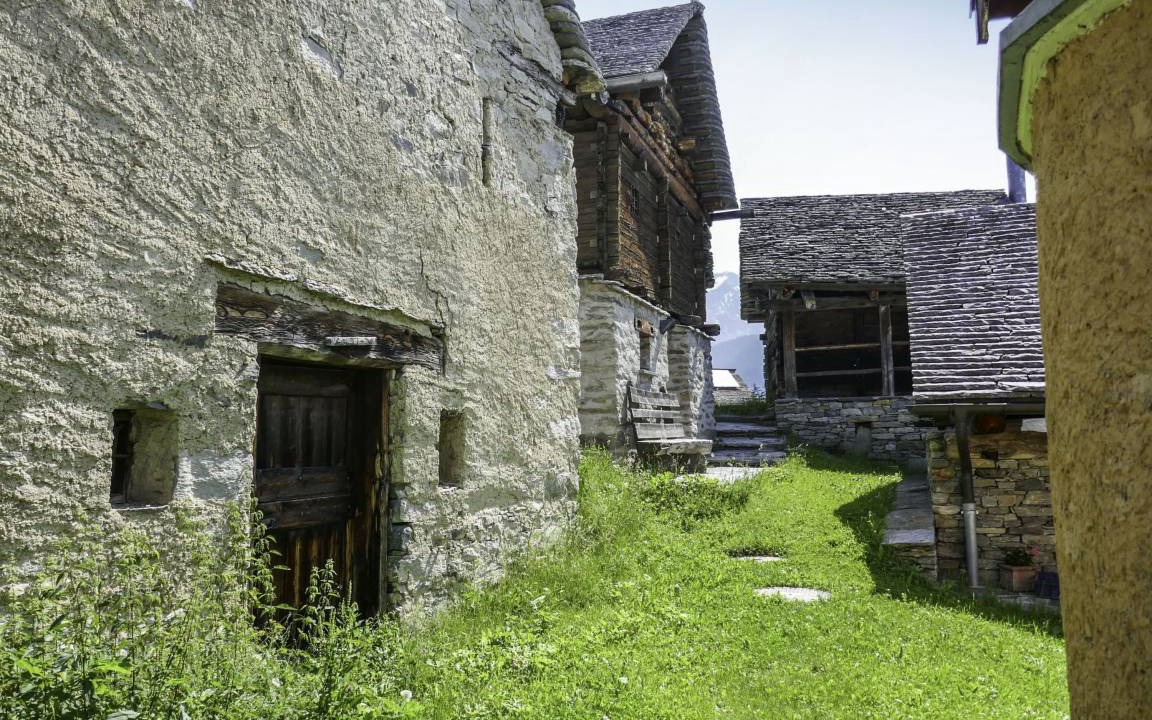 Photo of Others in Malvaglia-dagro