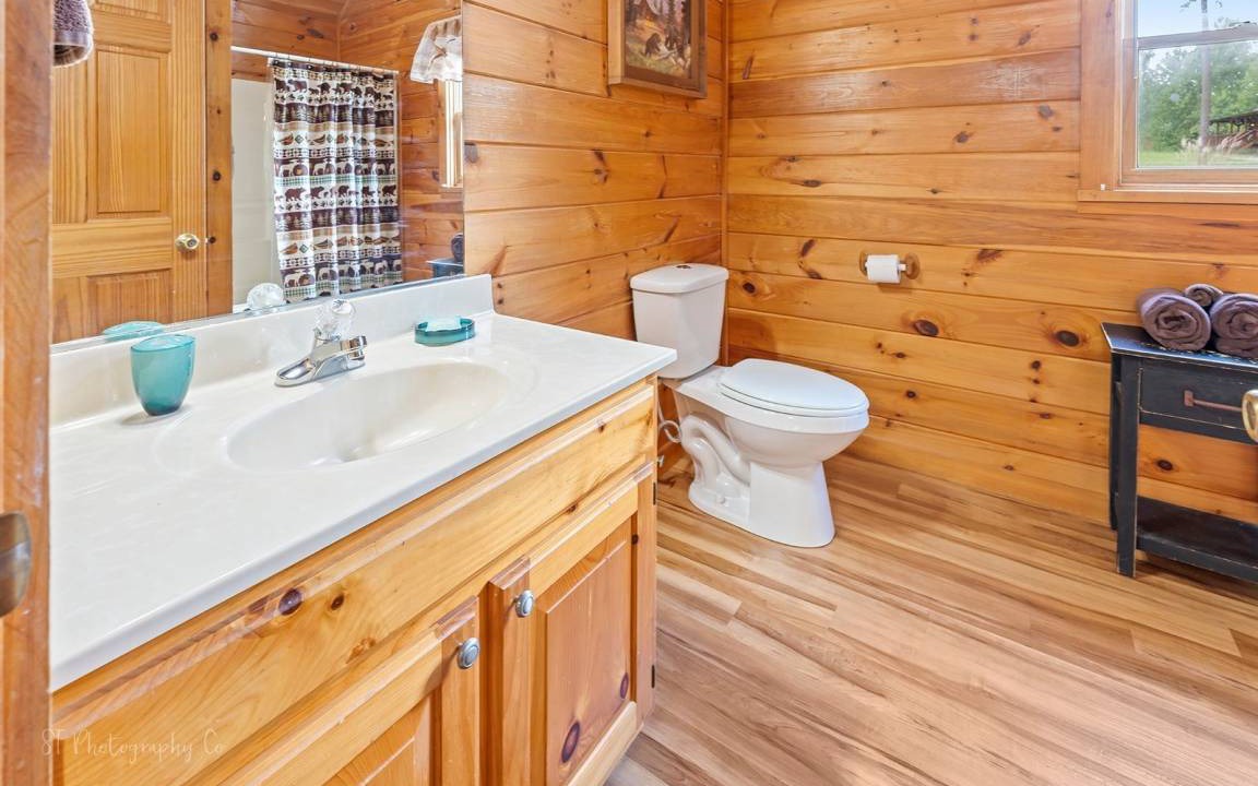 Photo of Bathroom in Sevierville