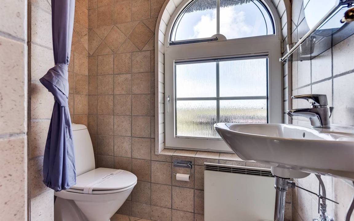 Photo of Bathroom in Haurvig