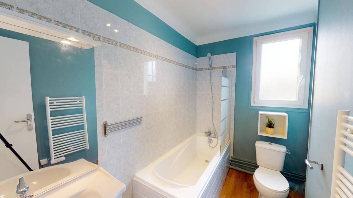 Photo of Bathroom in Batignolles