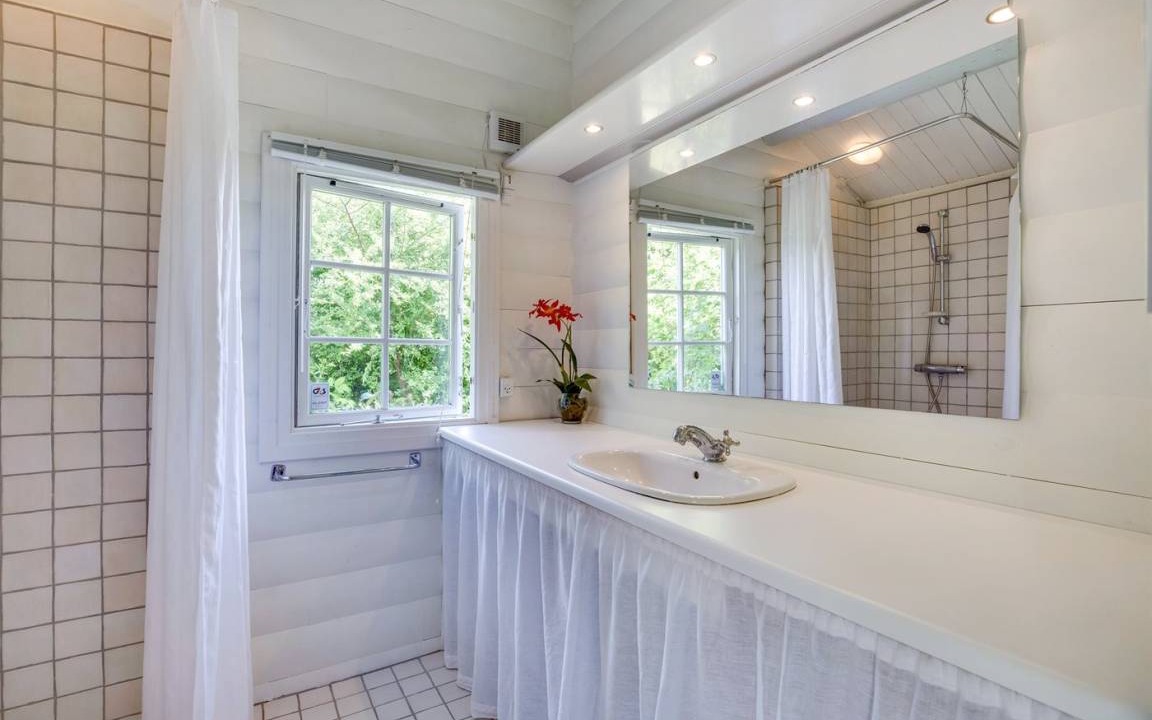 Photo of Bathroom in Holloselund